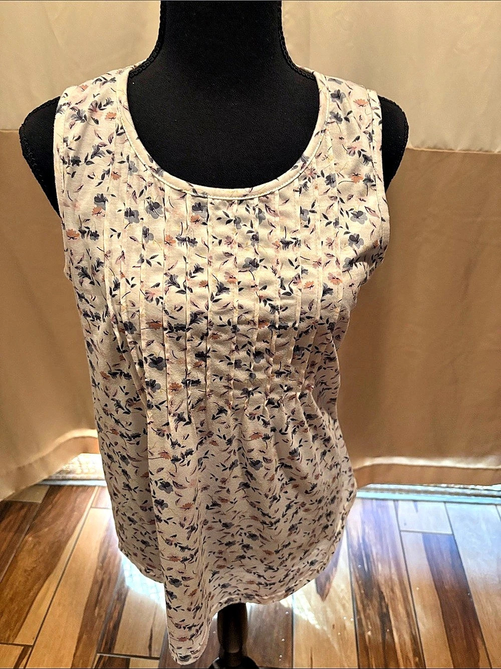 Floral Tank Top in Cream & Blue Like New